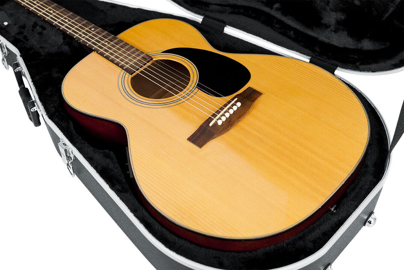 Gator Dreadnought Guitar Case (Open Box)