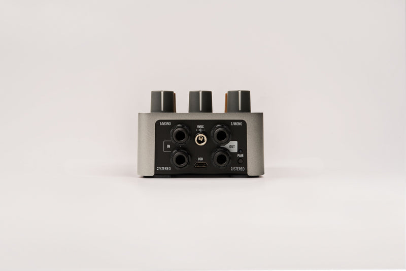 Universal Audio UAFX 2.0 OX Stomp Dynamic Speaker Emulator Stereo Pedal