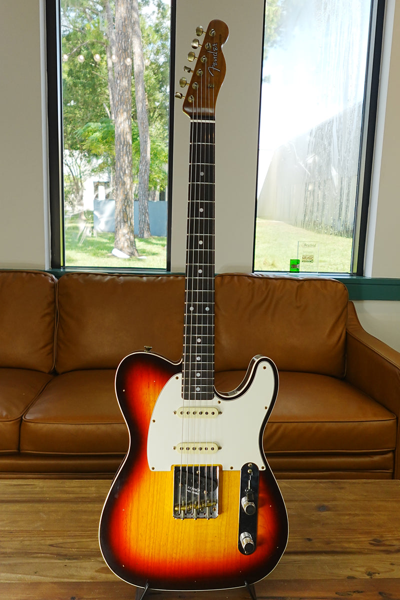 Fender Custom Shop Limited Edition Hotshot Telecaster Journeyman Relic - Chocolate 3-Color Sunburst