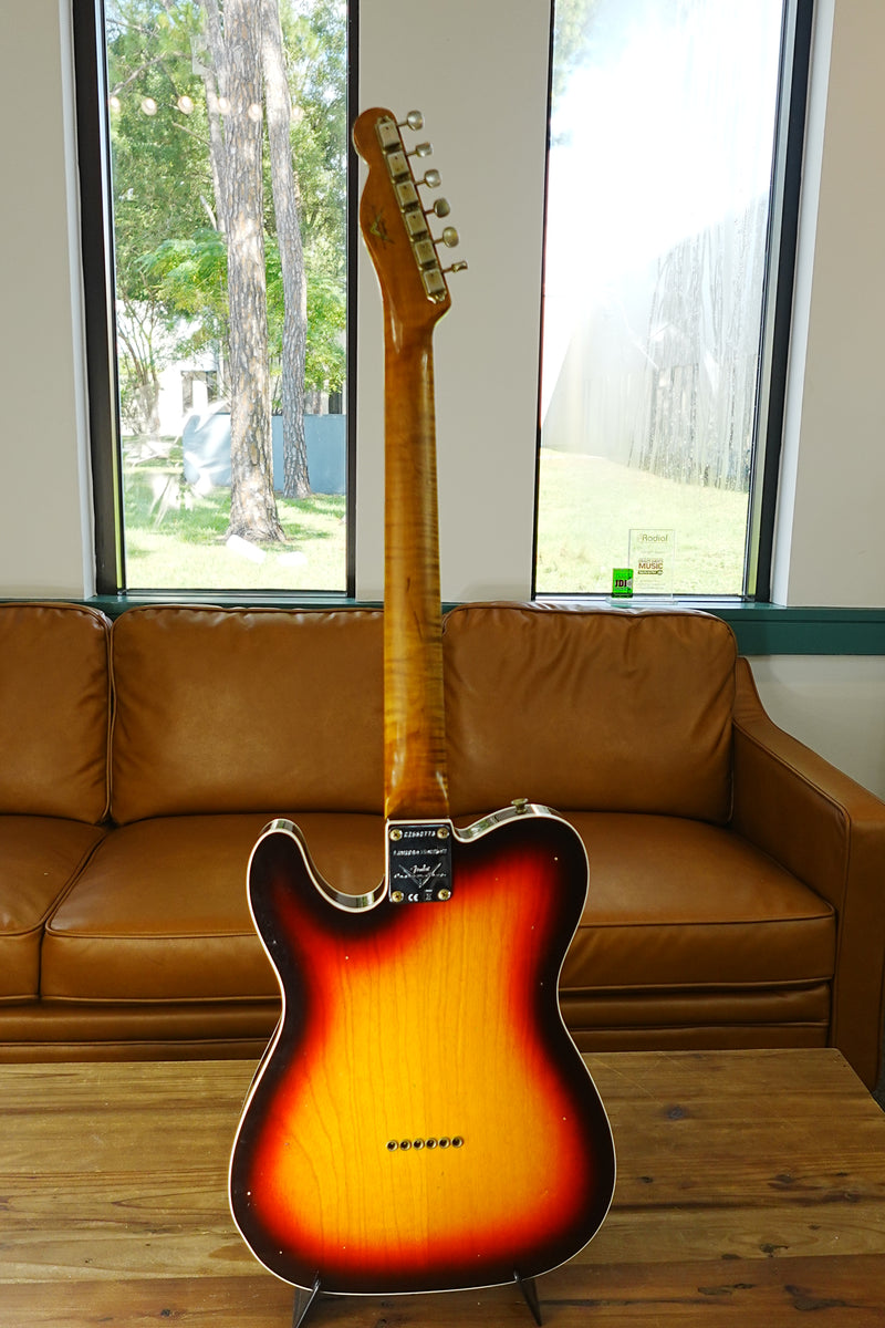 Fender Custom Shop B4 LTD Hotshot Tele JRN - 3-Tone Sunburst w/ DLX Wooden Stand