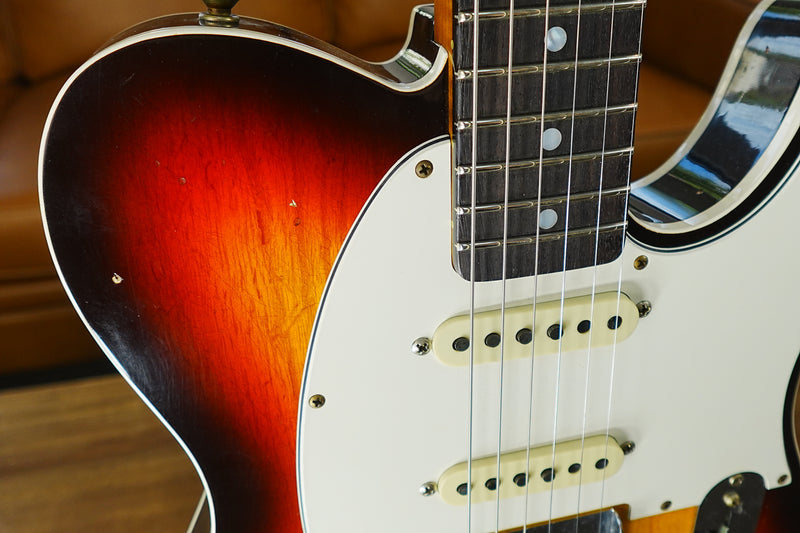 Fender Custom Shop B4 LTD Hotshot Tele JRN - 3-Tone Sunburst w/ DLX Wooden Stand