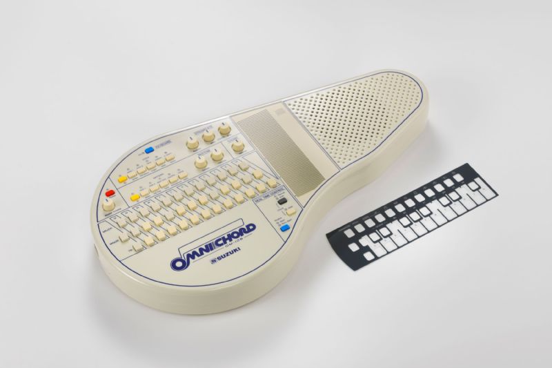 Suzuki OM-108 Omnichord (Open Box)