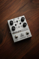 Caroline Guitar Kilobyte 2000 Delay Pedal
