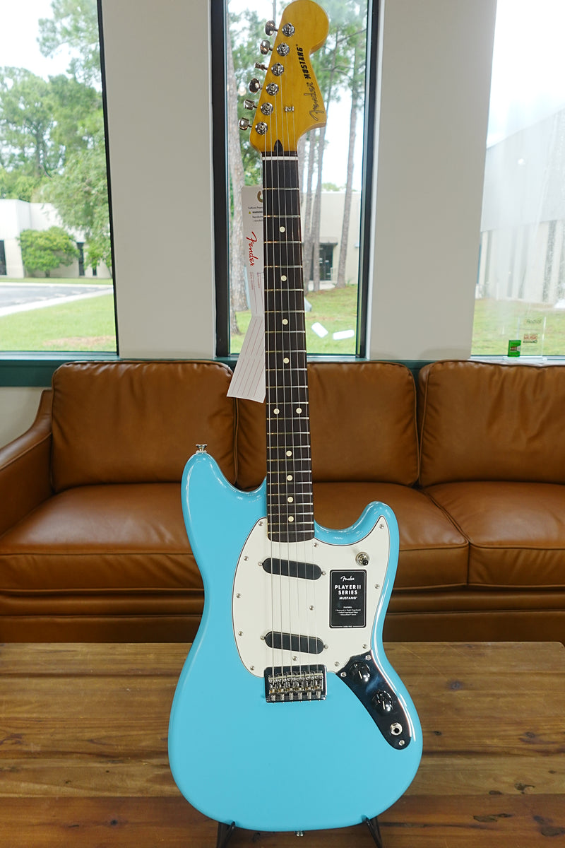 Fender Player II Mustang, Rosewood Fingerboard, Aquatone Blue (Open Box)