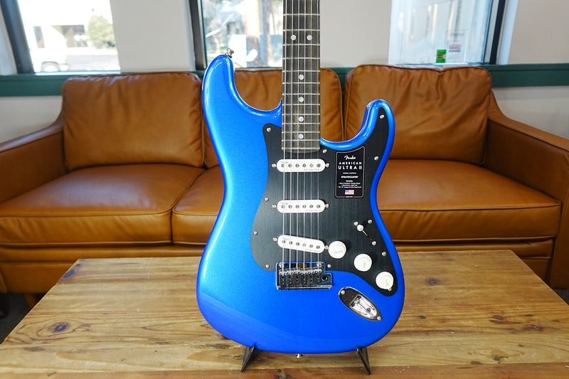 Fender American Ultra II Stratocaster - Noble Blue