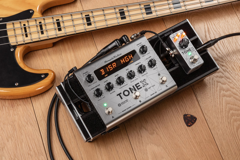 IK Multimedia TONEX Pedal Bass Edition