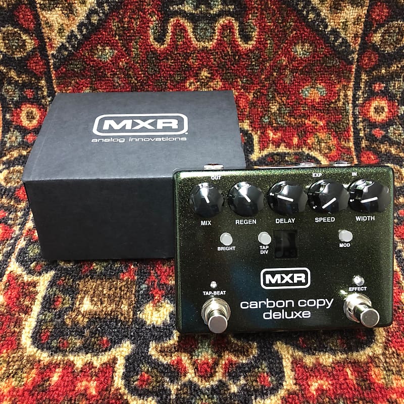 MXR M292 Carbon Copy Deluxe Analog Delay (Open Box)